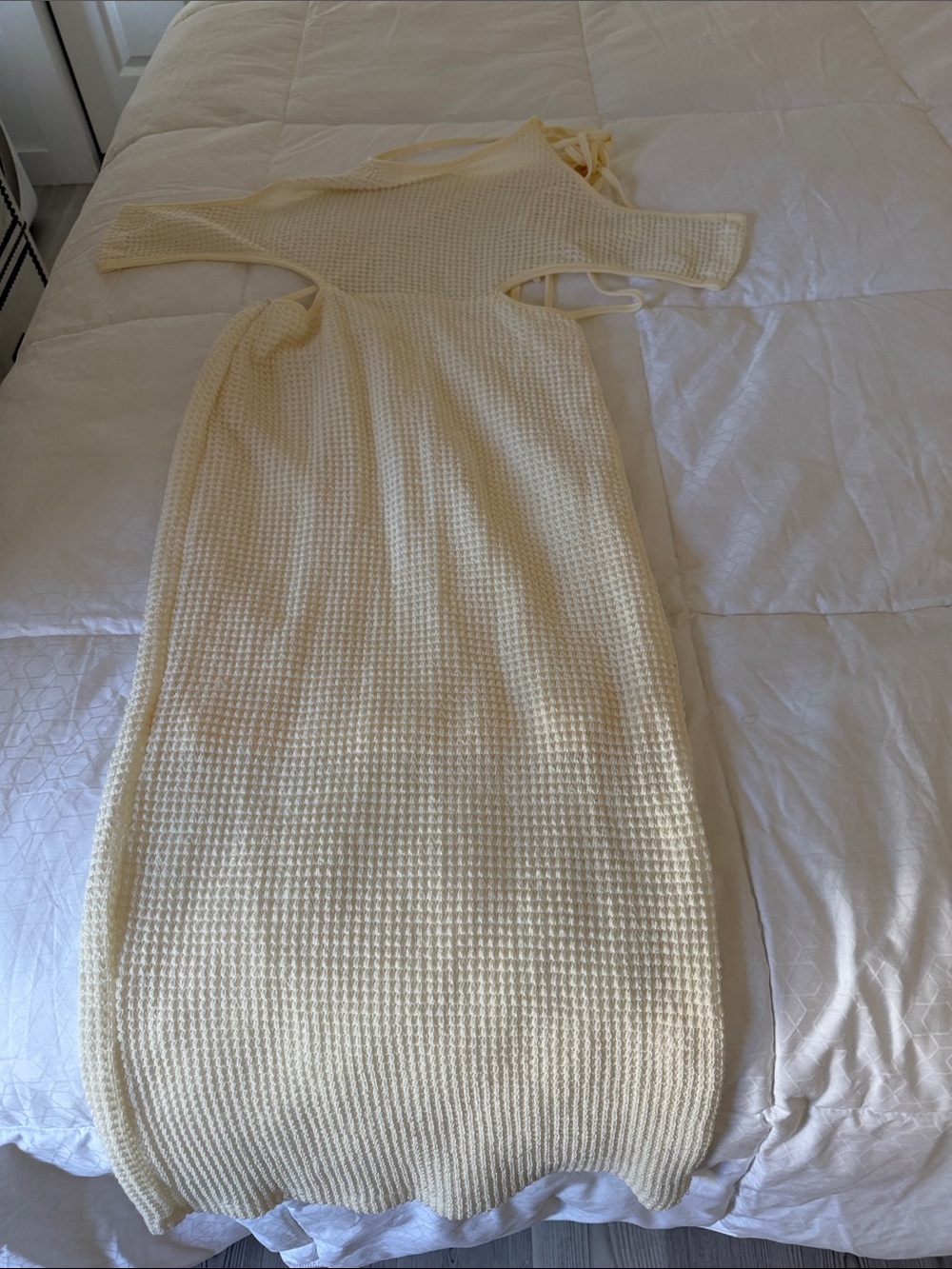 SHEIN Cream Backless Knit Bodycon Dress